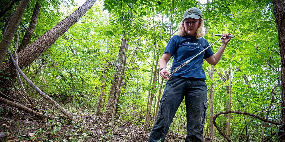 Undergraduate Student Ashlyn Naylor Excelling in Soil Research